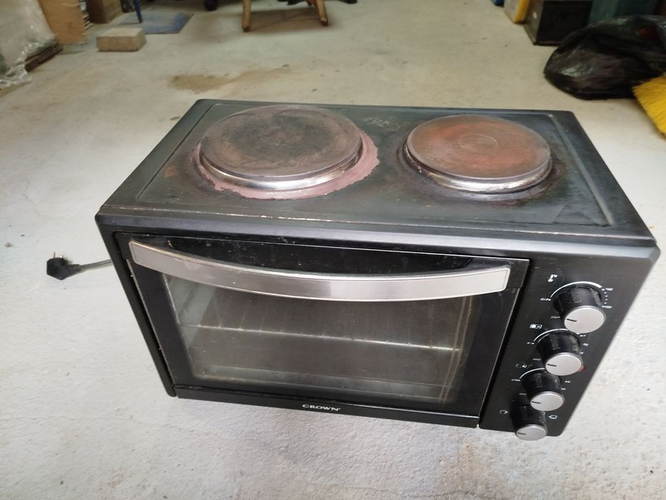 Мини фурна / печка Crown