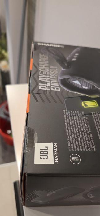 Boxa speaker  JBL Charge 6 nouă , sigilata. Pret fix. Nu insistați