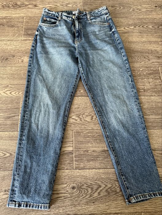 Женские. джинсы