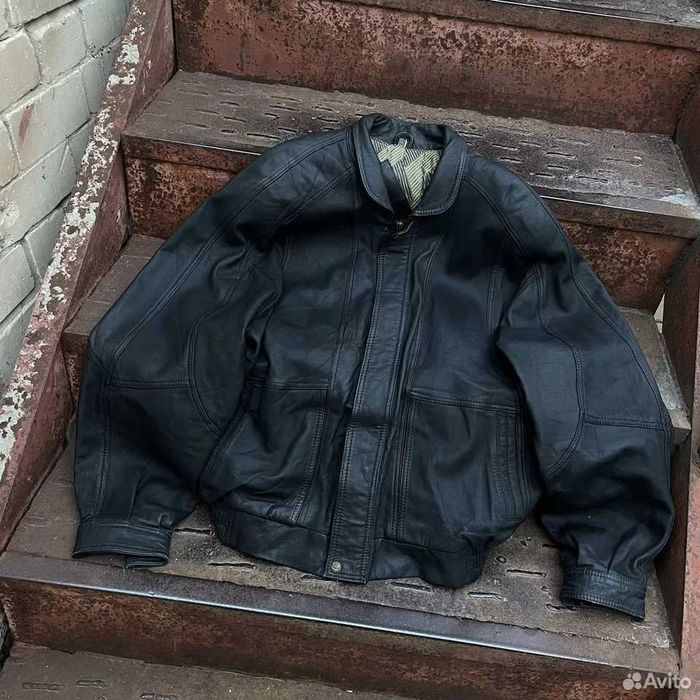 Брутальный кожаный бомбер пилот 58р