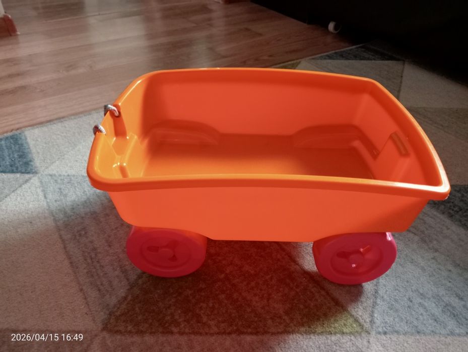 Тележка игрушечная