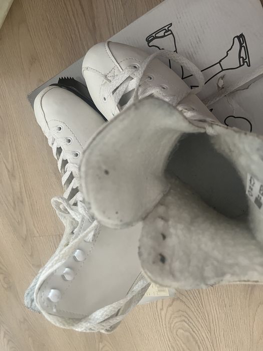 Женские коньки