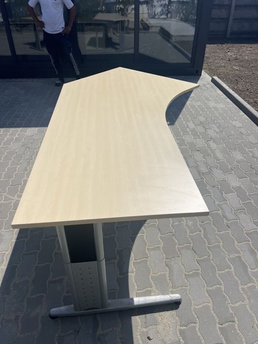 Masa birou ergonomica Gesika