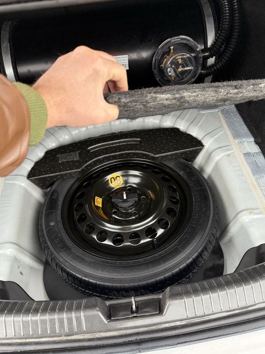 Malibu 2 2.4 atmosferni. Polni Premier qilingan.