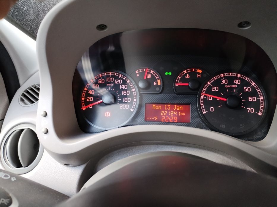 Vând Fiat Panda 1.2