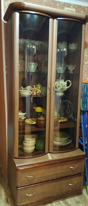 Продам оба шкафа, срочно