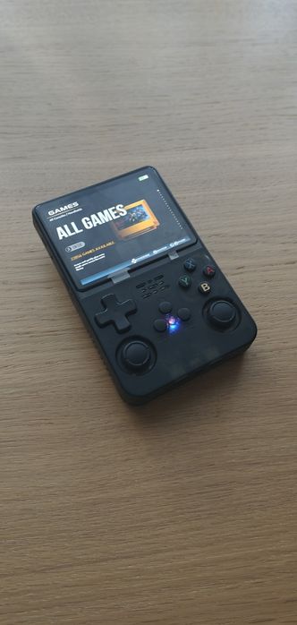 Consola R36S Retro 64GB 22856 Jocuri