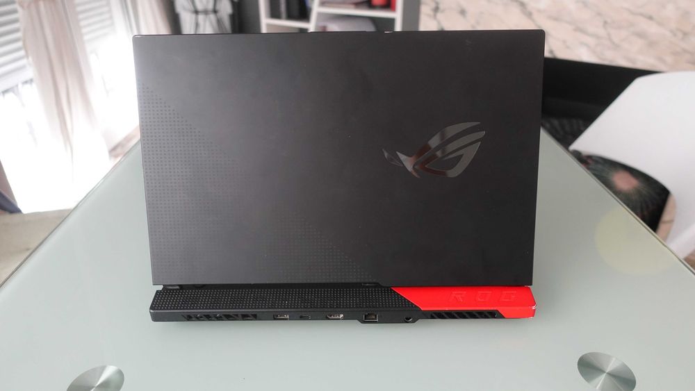 ROG Strix G15 NVIDIA GeForce 3050 AMD Ryzen 7 4800H 16GB RAM 1TB