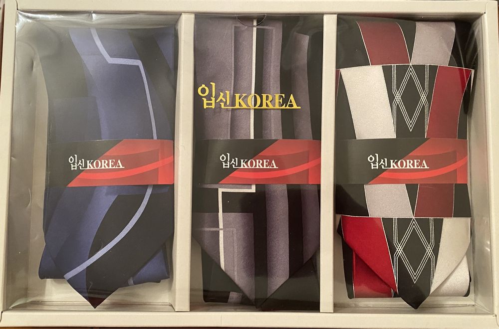 3 новых галстука