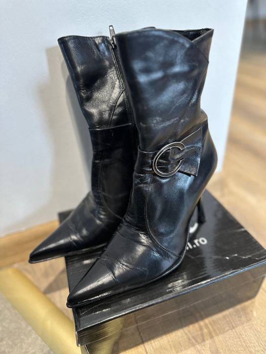 Vând cizme vintage damă piele naturală