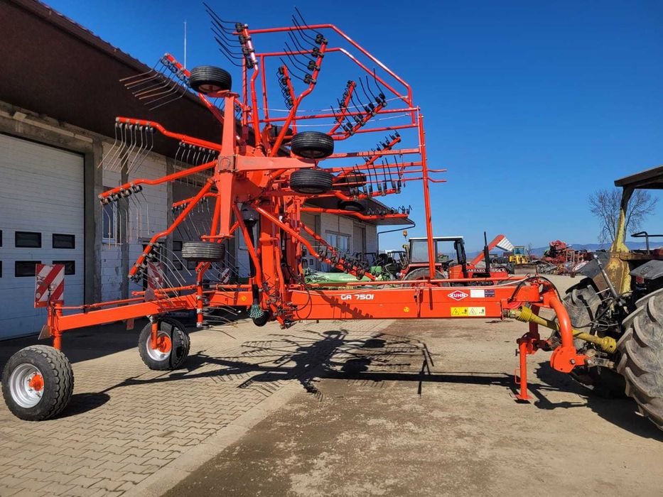 Grebla de adunat fan dublu Kuhn