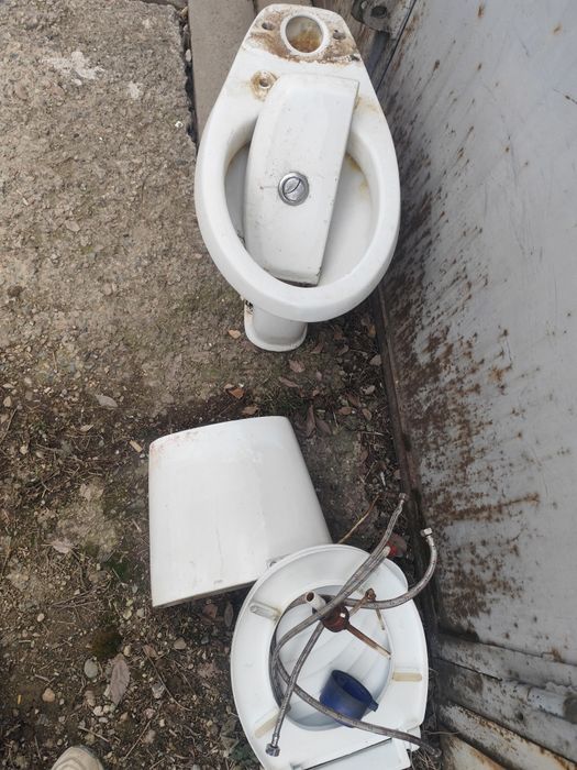 Прдам унитаз  для строителей.