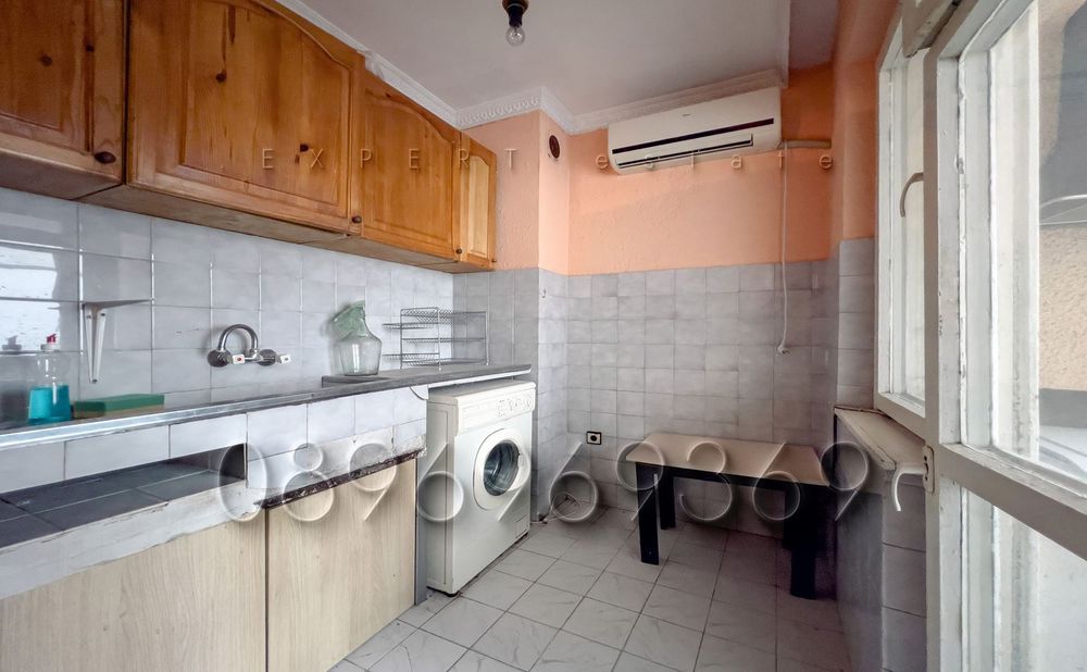 Продава се Тристаен апартамент в Варна, Възраждане 4 - 104 кв.м за 928 €/кв.м - Снимка #5