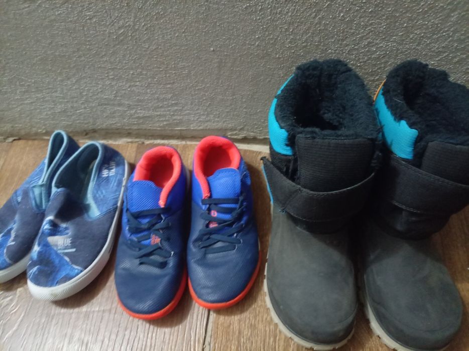 Ботуши и маратонки за момче 31н
