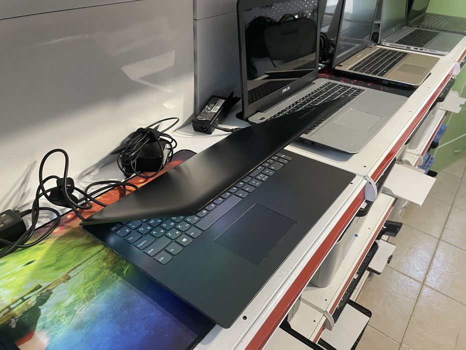 Lenovo в идеале Core i3! SSD 256Gb! ОЗУ 8Gb