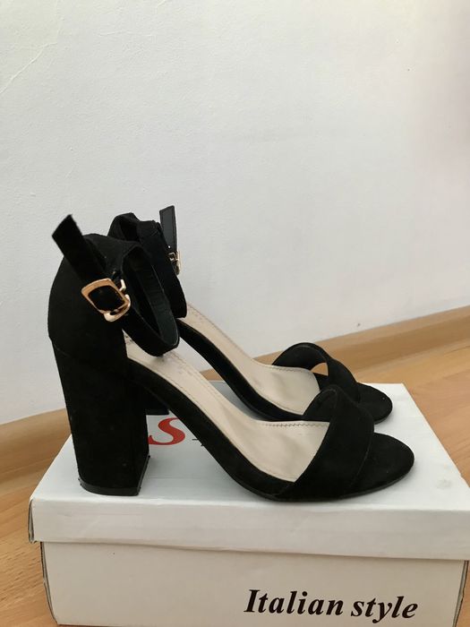 Обувки на ток.. ..