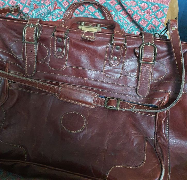 Дорожная сумка, саквояж