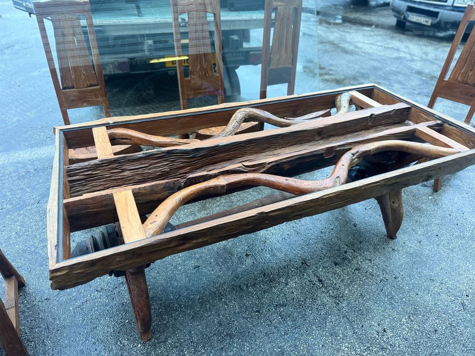 Индонезийска маса Дървопластика