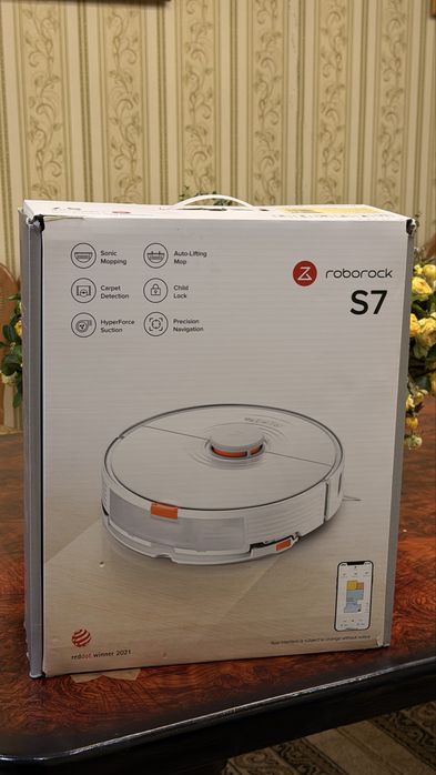 Robot pilesos roborock s7