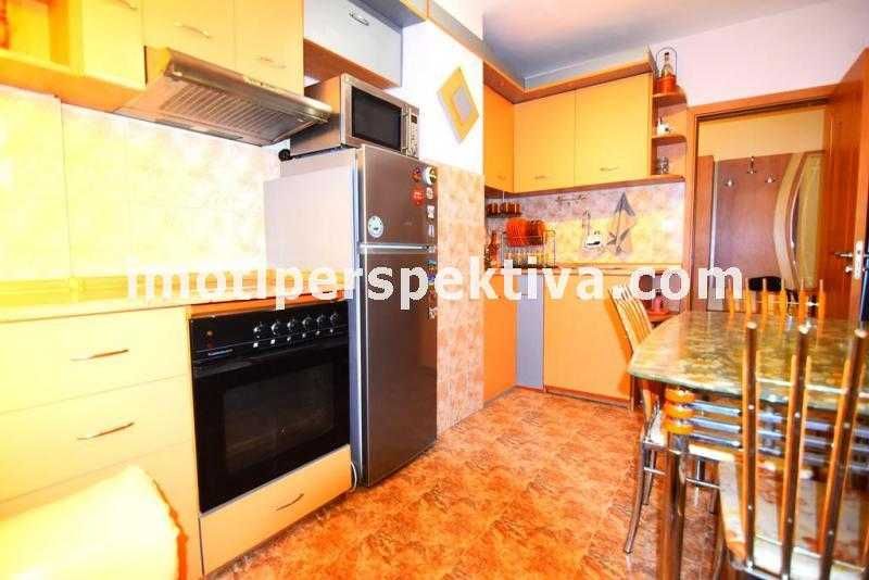 Продава се Тристаен апартамент в Пазарджик, Младост - 90 кв.м за 692 €/кв.м - Снимка #12