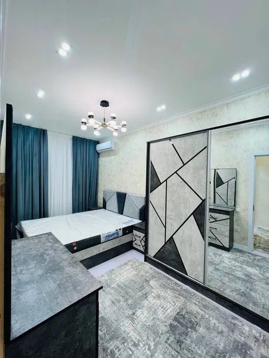 Срочна аренда айбек метро 3 ком *108