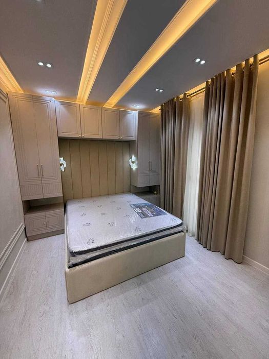 срочно прадается квартира очень хорошая локация