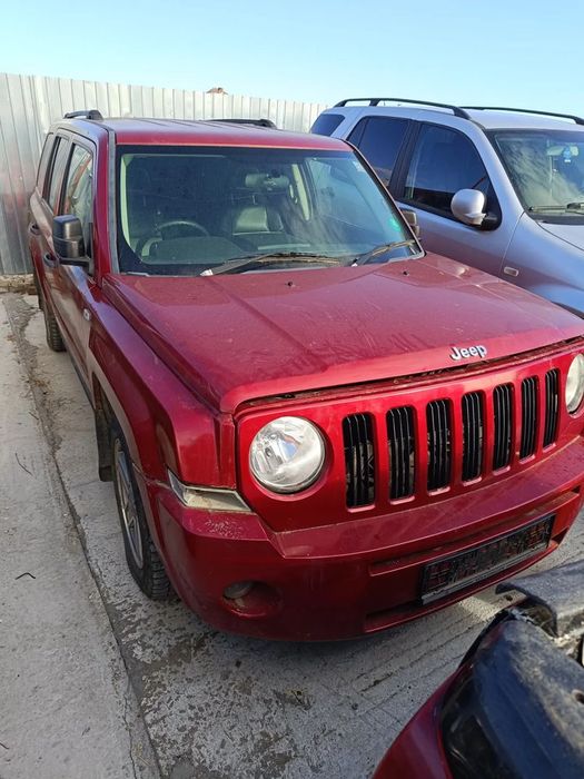 Dezmembrez jeep patriot/ compass 2.0crd 4x4 manual.