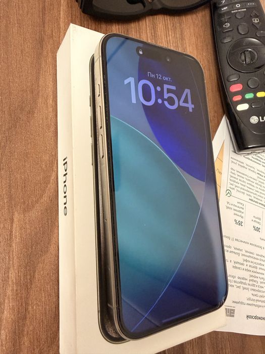 Продам iPhone 15 Pro
