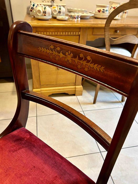 Разтегателна маса с 4 стола Холандия