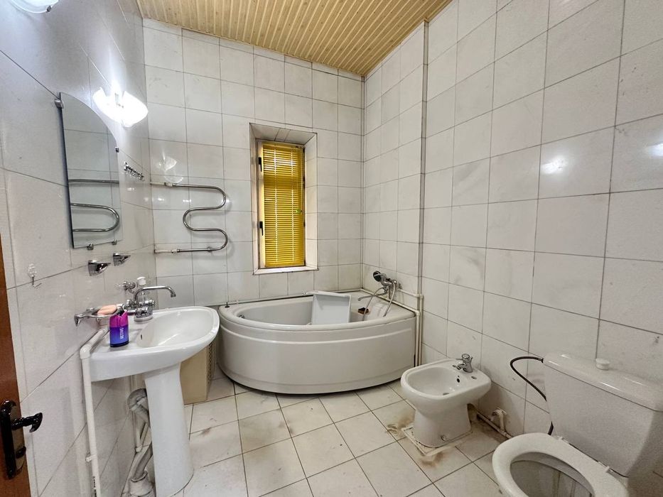 4/1/2 100м2 Мирзо Улугбекский район ор-р ул Измайлова Старт Стадион