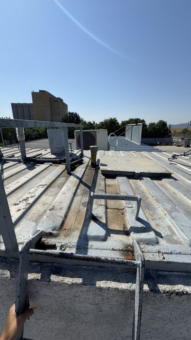 Бензиностанция с дизел колонка