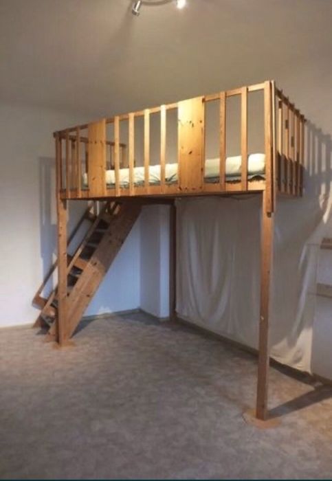 Galerie lemn pat camera inalta
