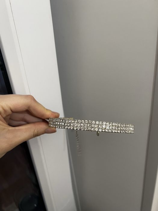 Отдам бесплатно урашения