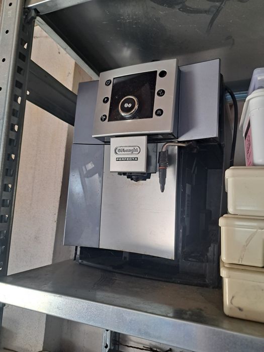 Expresoare DeLonghi diferite pentru piese
