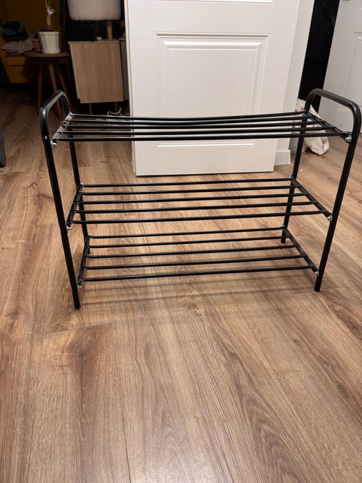 Полка для обуви.