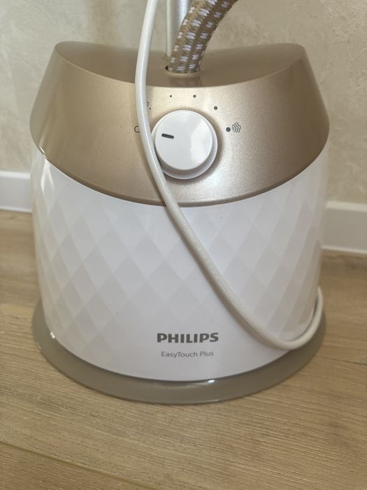 Продам паровой утюг 13000