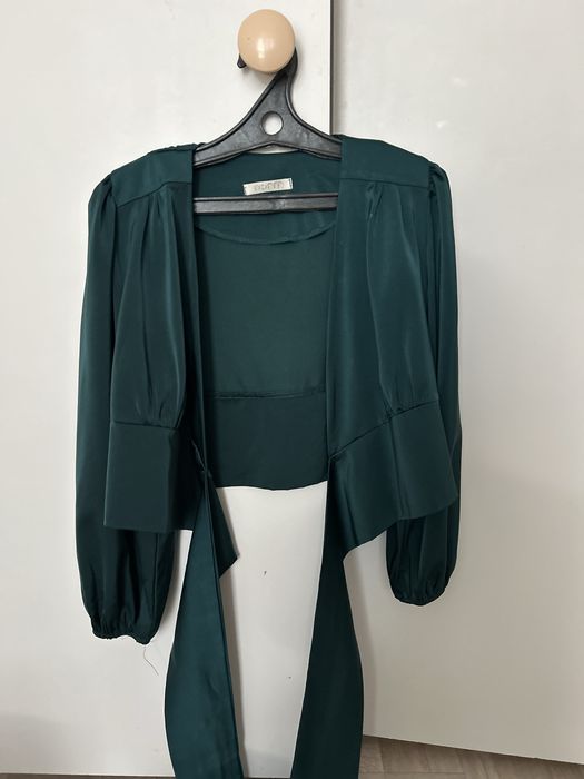 Продам одежду в хорошем состоянии