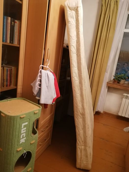 Отдам матрас двуспальный