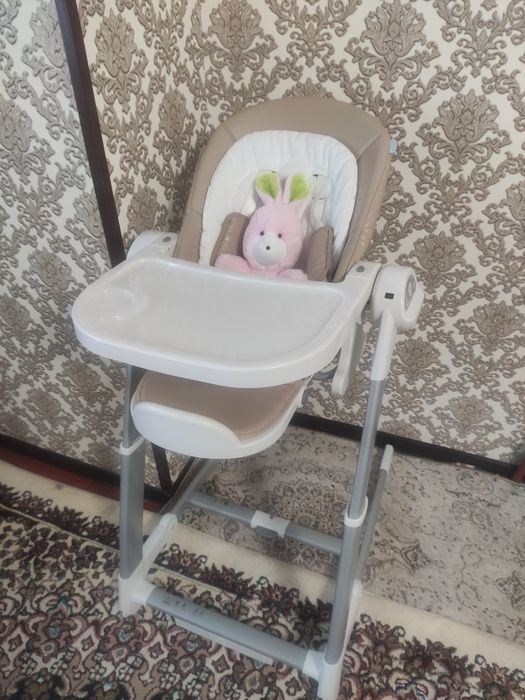 Bola uchun ovqatlanadigan stul 3tasi 1da