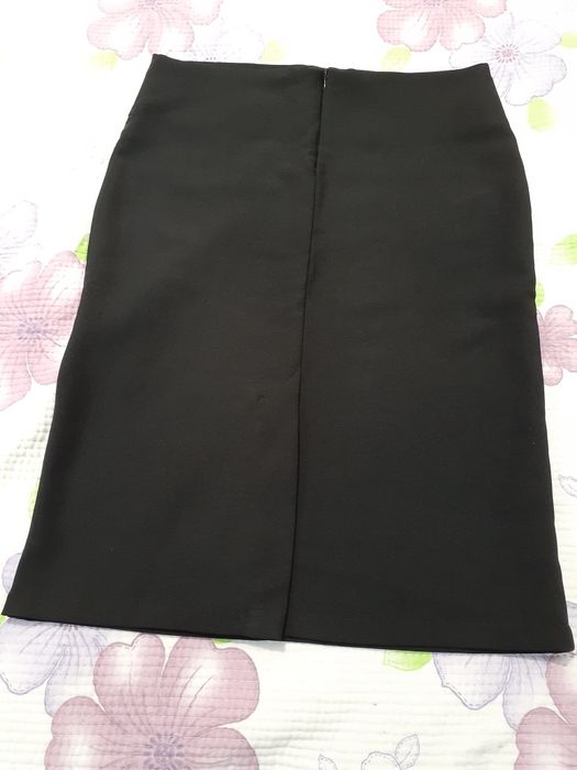 Новая чёрная юбка