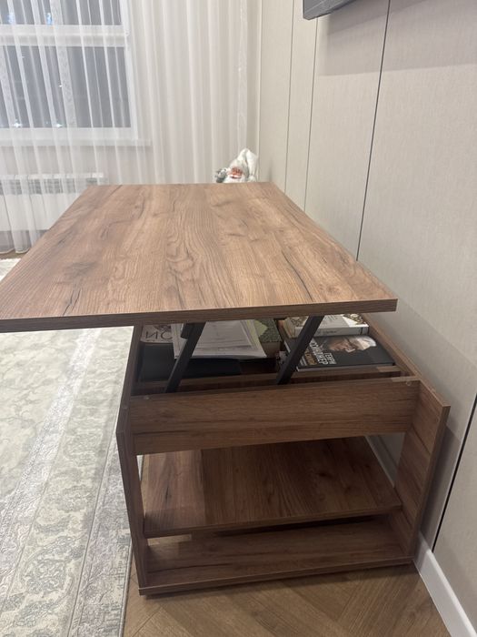 Продается журнальный столик.