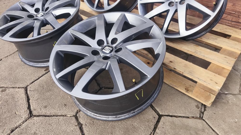 5x100 17 цола SEAT