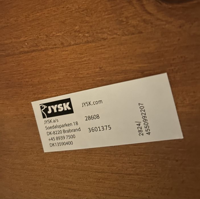 Masa bucatarie cu 4 scaune JYSK - lemn masiv si MDF