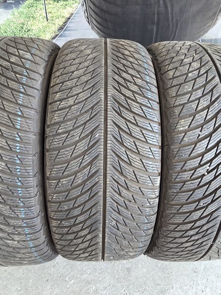235/50/18 MICHELIN 4бр