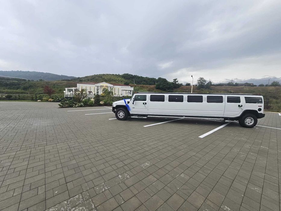 Limuzina de evenimente Hummer h2 6.0 benzina