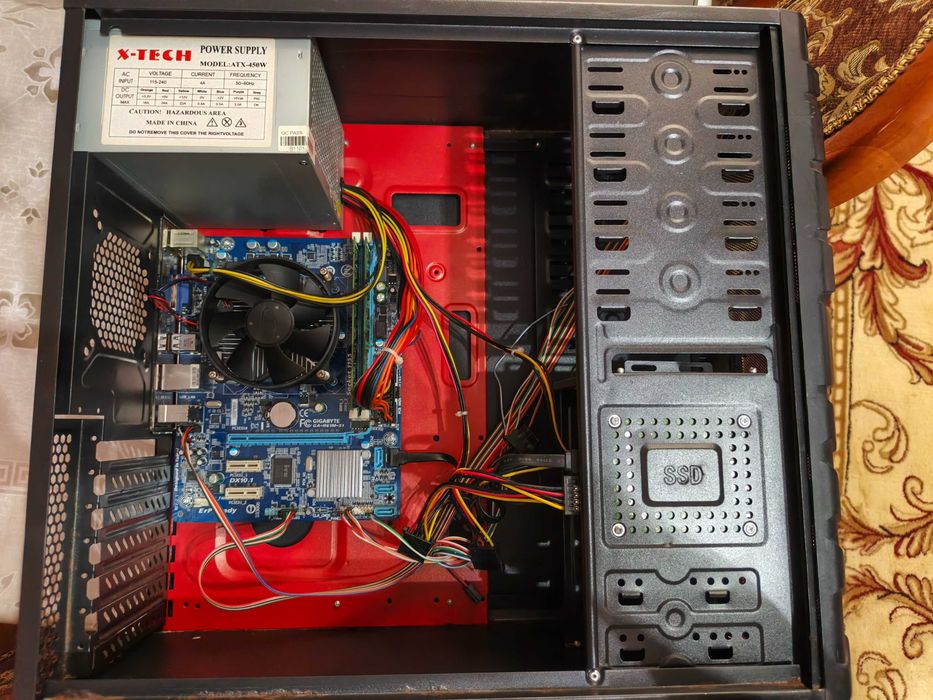 MB - Gigabyte H61M-S1 ‎CPU - i5 2400 4/4 ‎RAM - DDR3 8GB ‎HDD - 250 GB