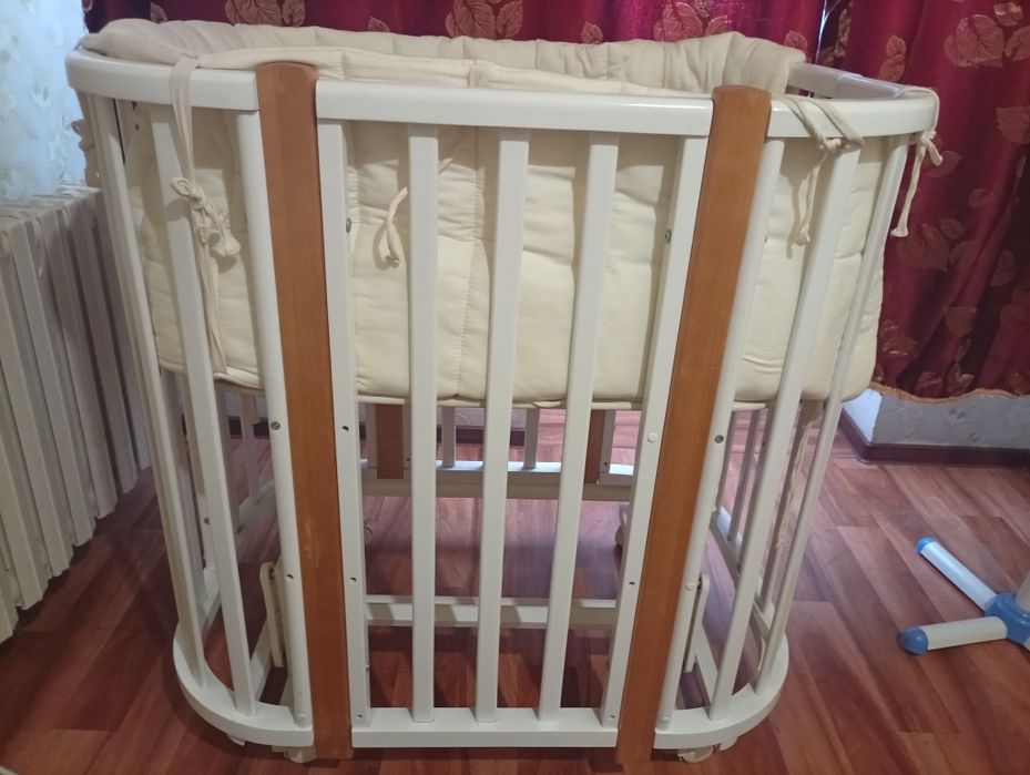 Продам детскую кроватку