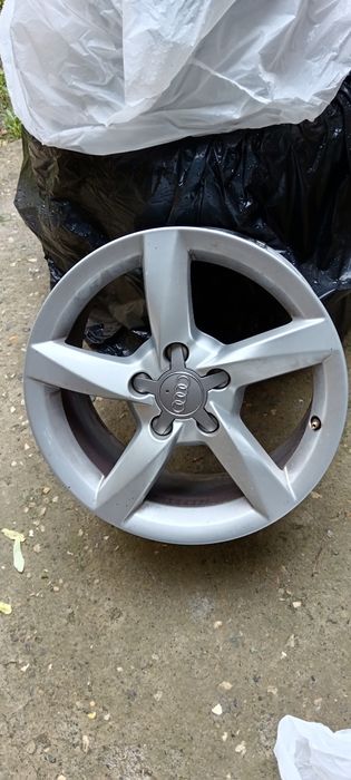 Vând jante cu tot cu cauciucuri 225 55 r16 iarnă