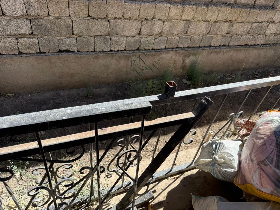 перила лестницага продается