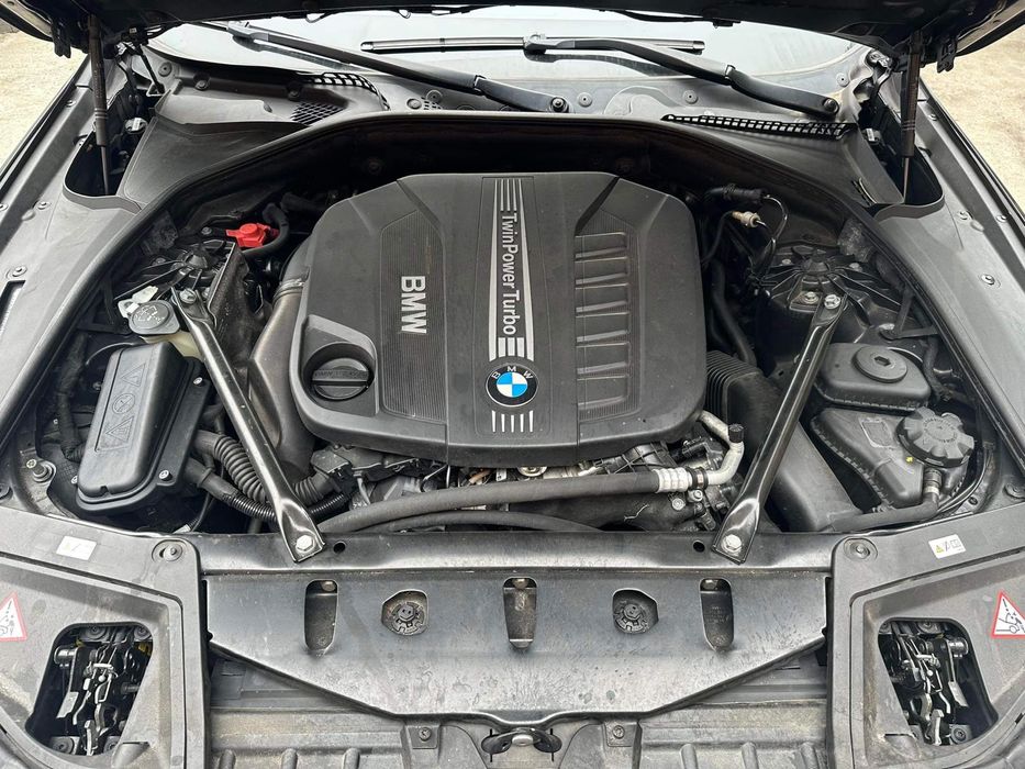 BMW F11 530xd 2015г На Части